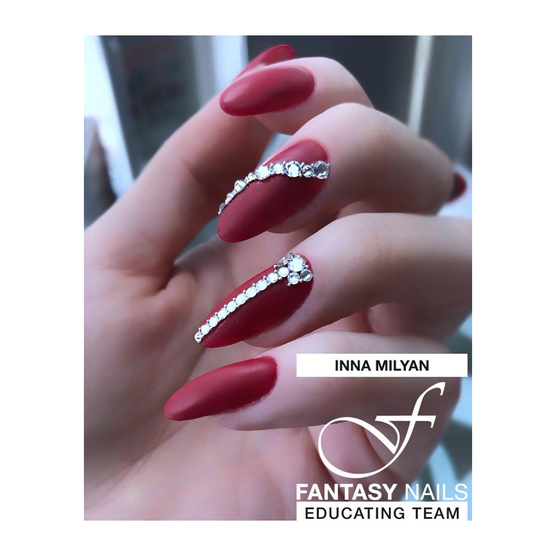 Pack Cursos de Uñas Esencial - Productos incluidos - DEL 27 DE OCTUBRE AL 1 DE NOVIEMBRE 2025