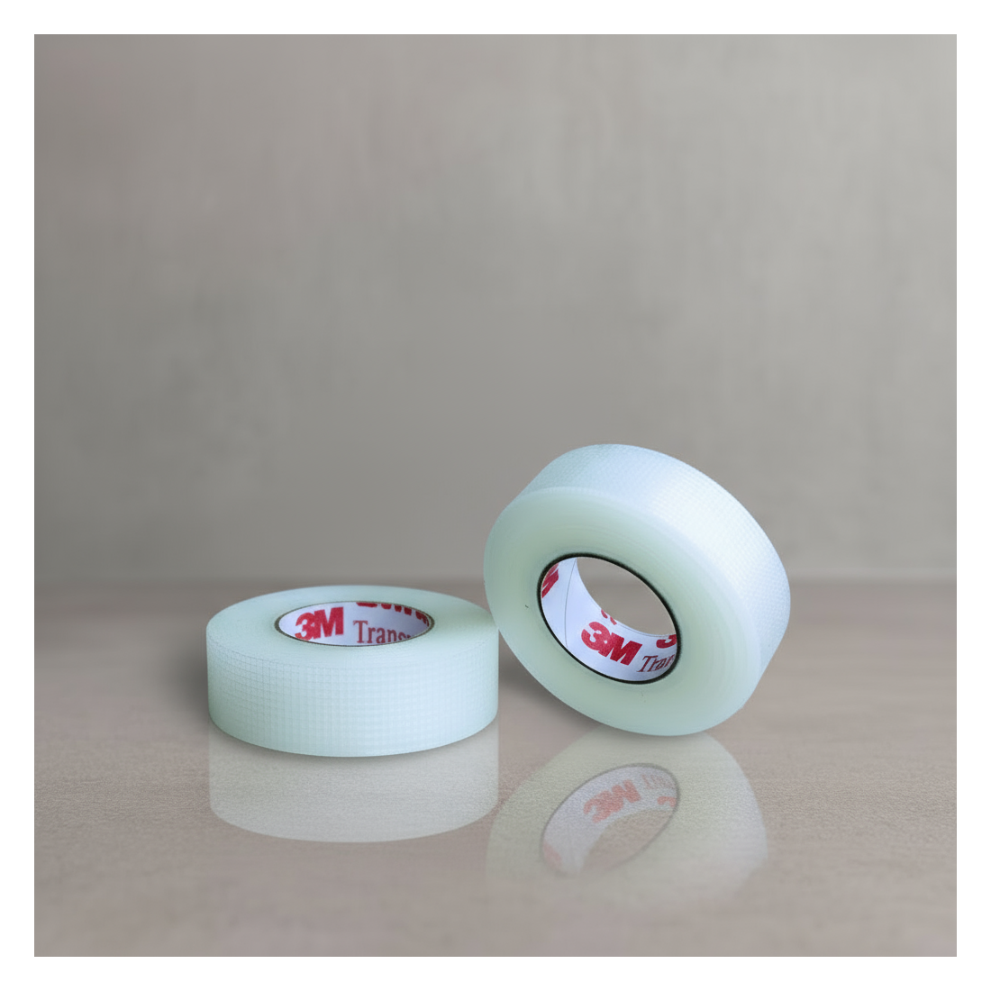 Hypoallergenic tape 3M TRANSPORE of 1.25cm.