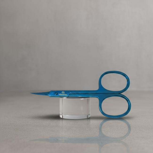 Tijeras de precisión MILYANLASHES